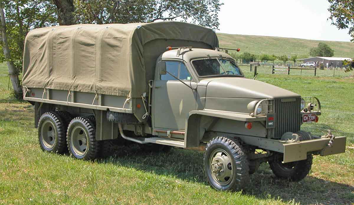 1945 studebaker us6