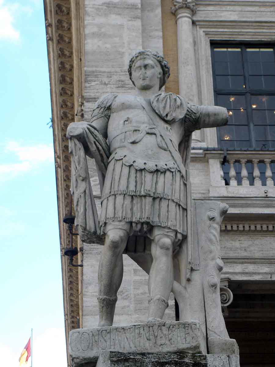 Constantine II Campidoglio