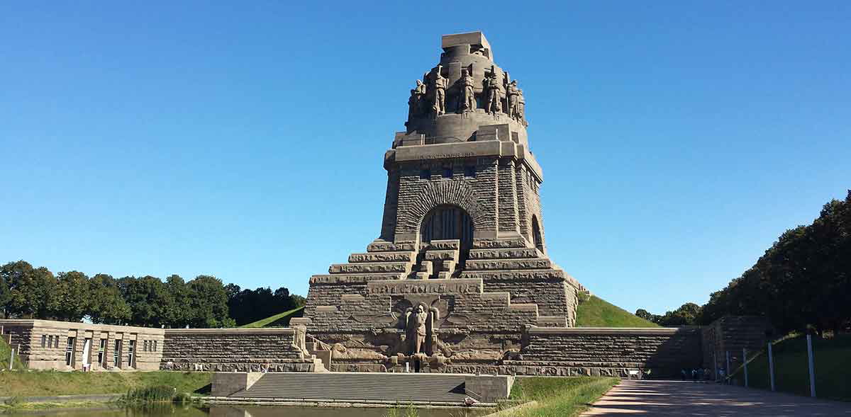 battle of the nations monument
