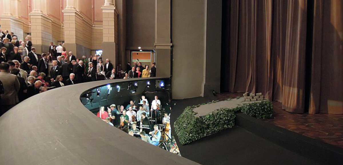 bayreuth festspielhaus orchestra pit