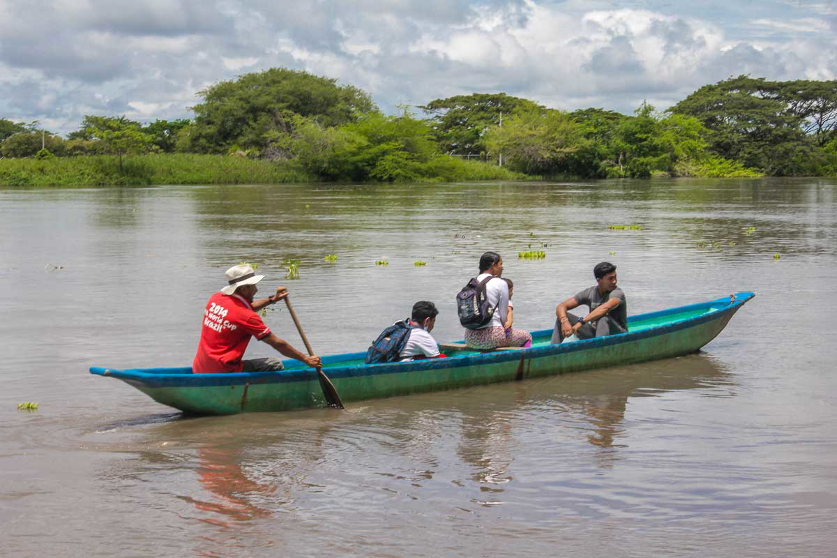 canoe travel magdalena river mompox