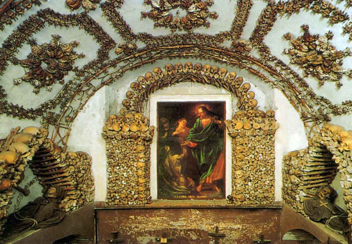 capuchin crypt rome macarbre