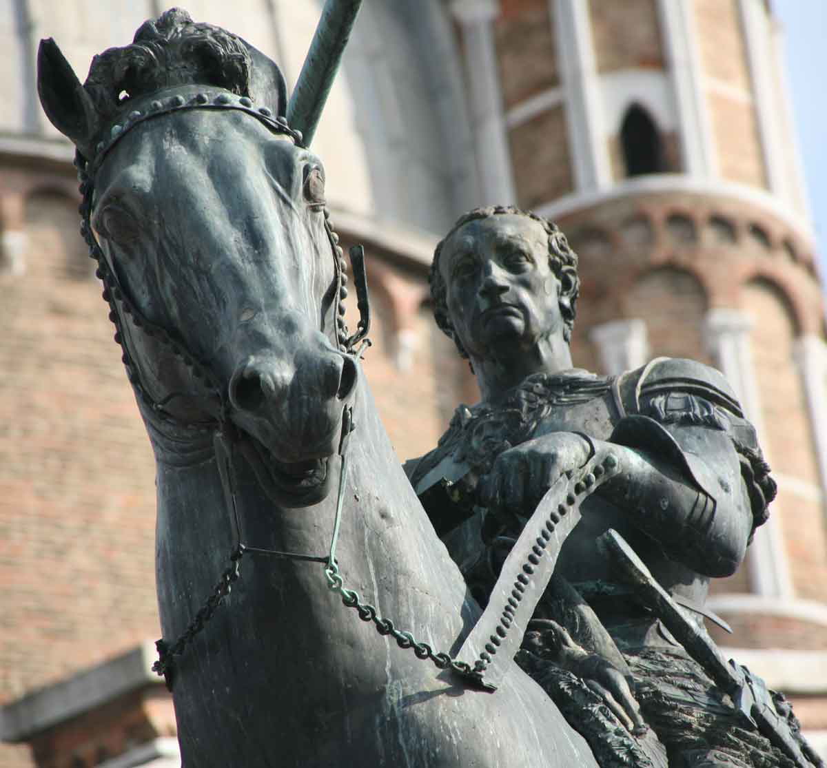 donatello gattamelata sculpture
