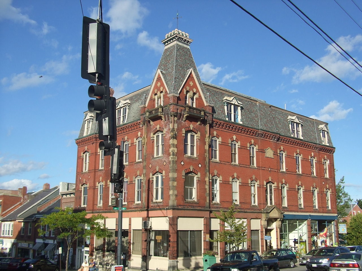 fascinating building main crossroads belfast maine
