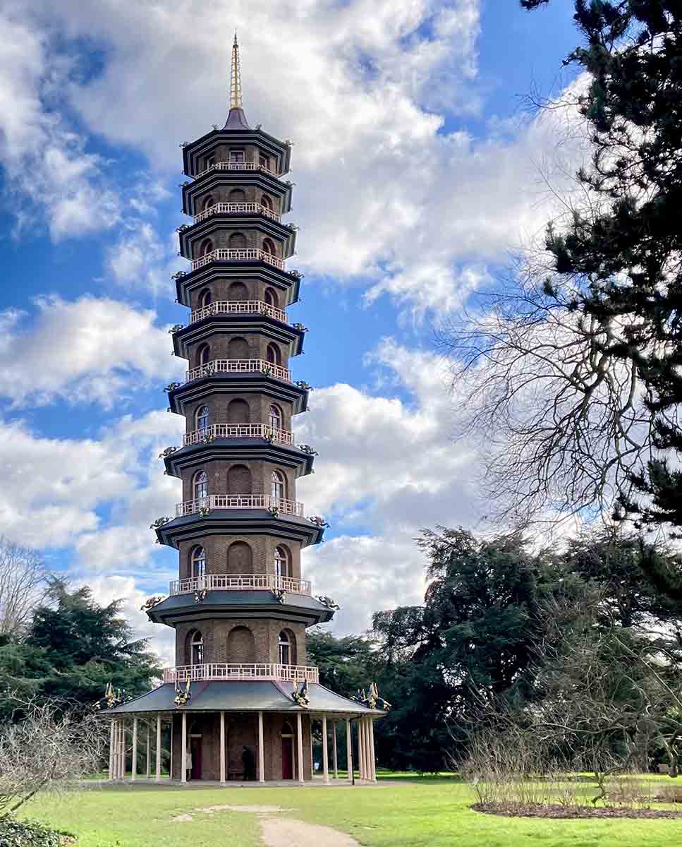 great pagoda kew gardens london 2022