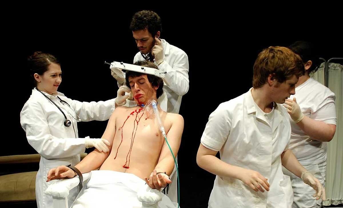 guignol modern play