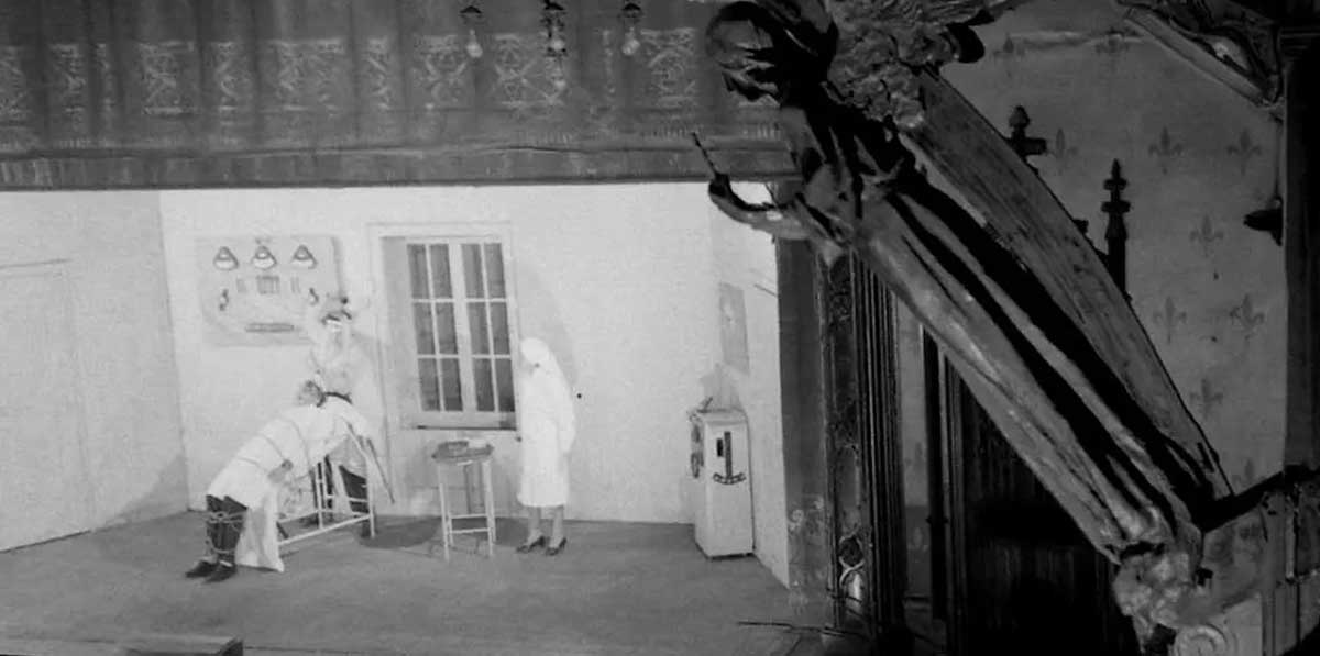 guignol stage photo