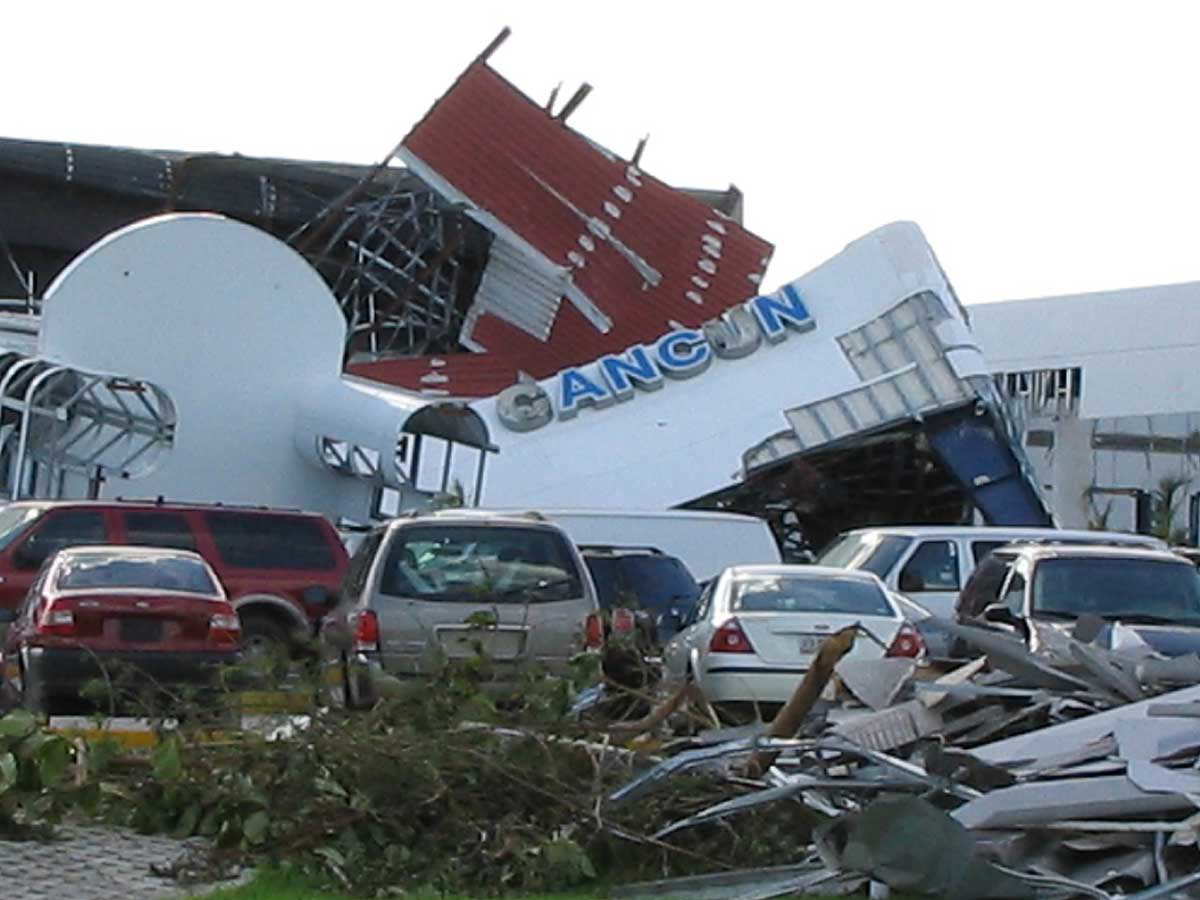 hurricane wilma cancun mexico