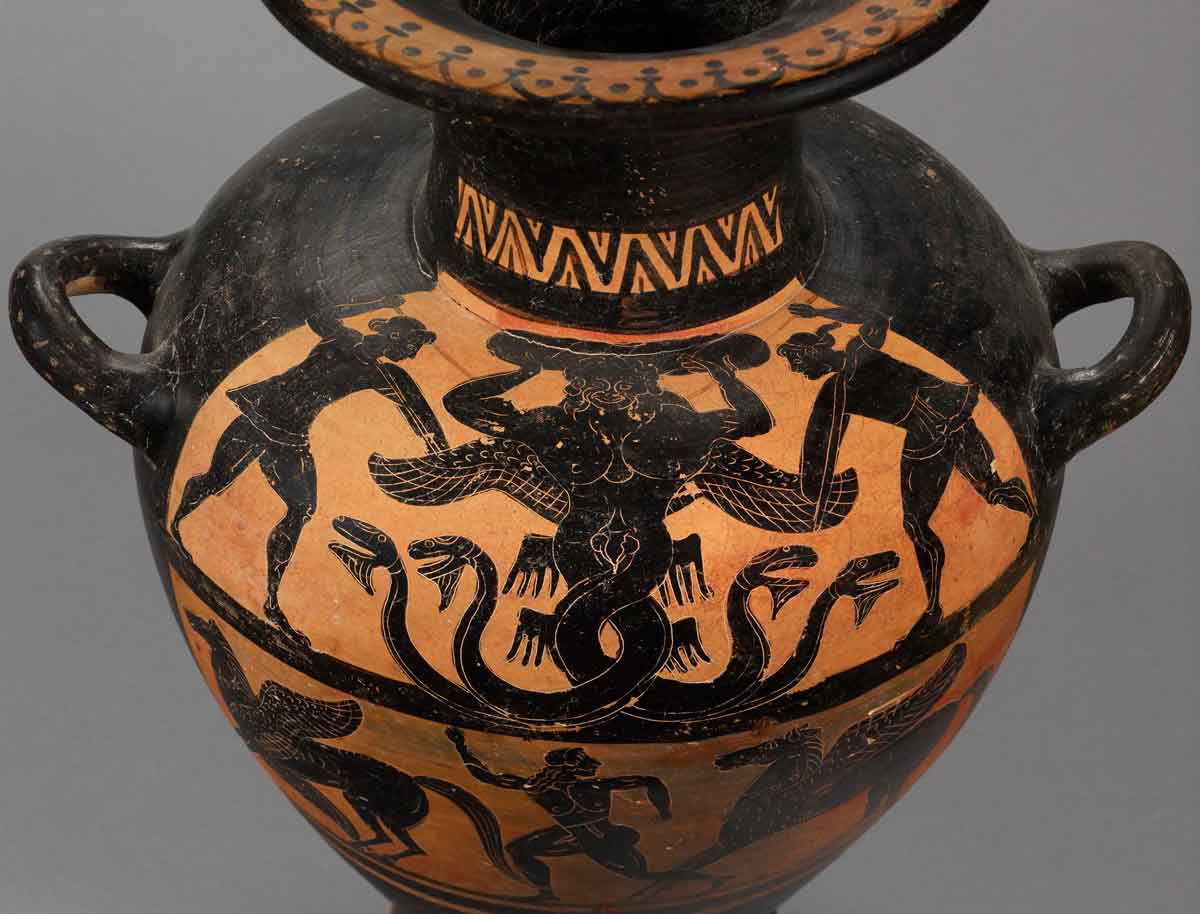 hydria typhon vulci pottery