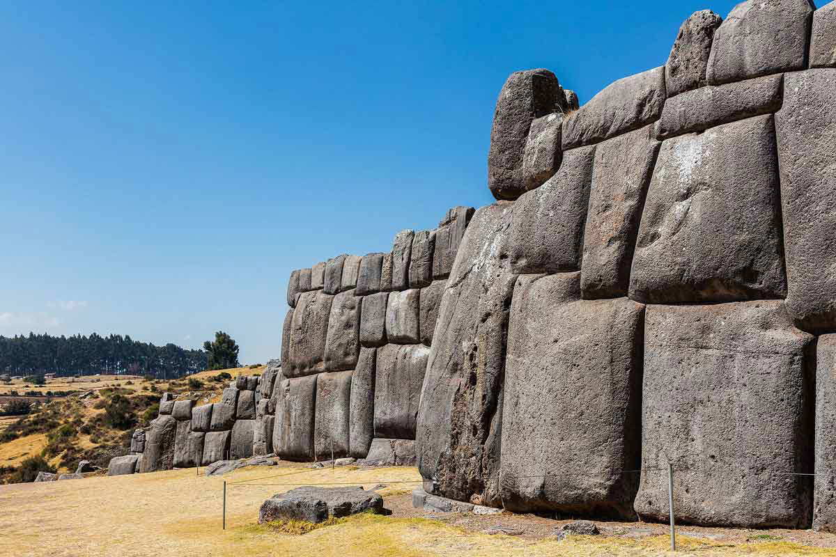 inca empire cusco ruins