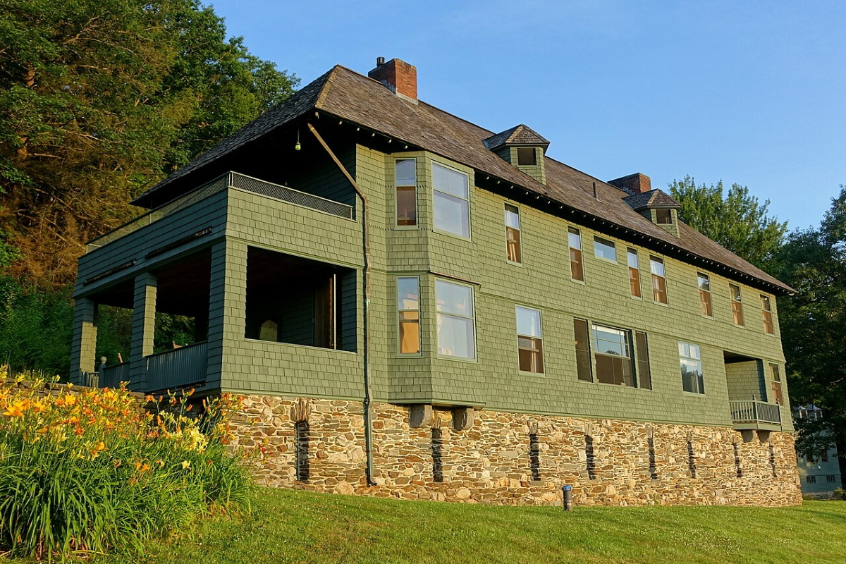 naulakha dummerston vermont