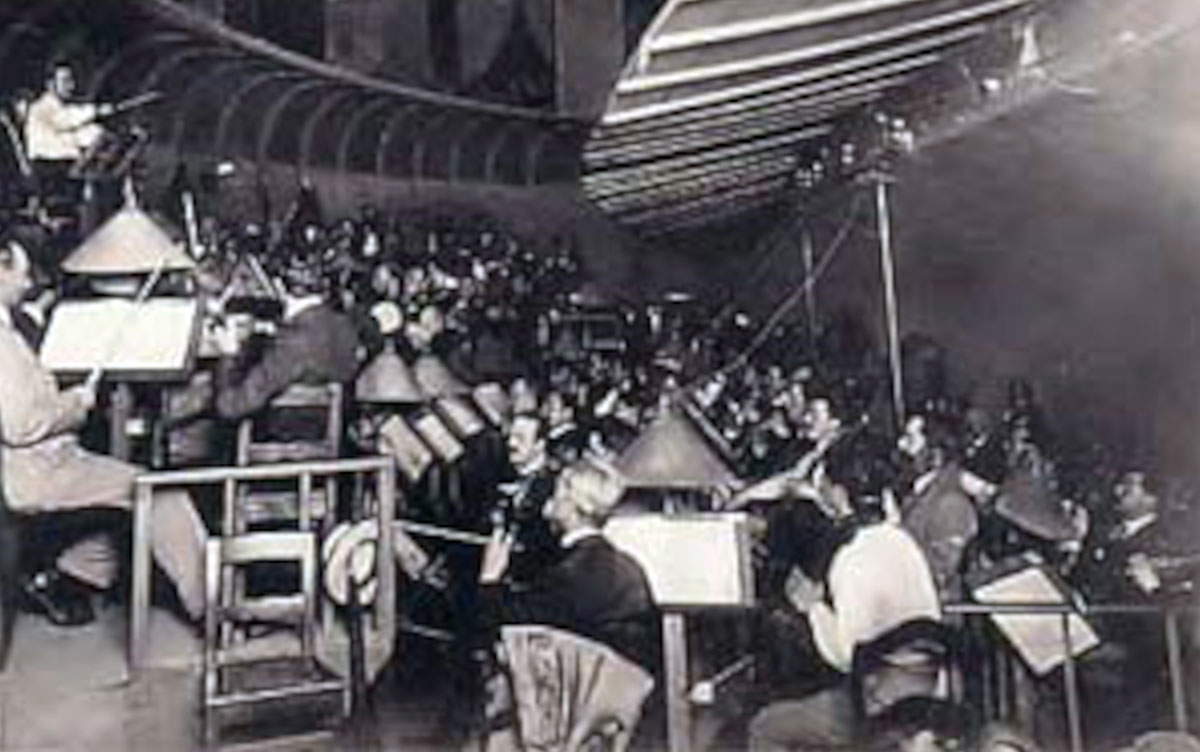 orchestra pit bayreuth festpielhaus