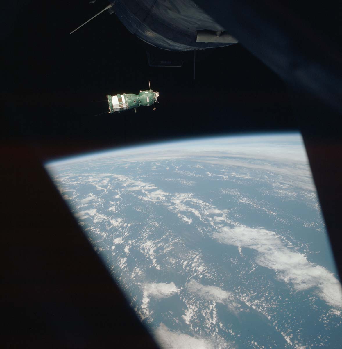 soyuz orbit 1