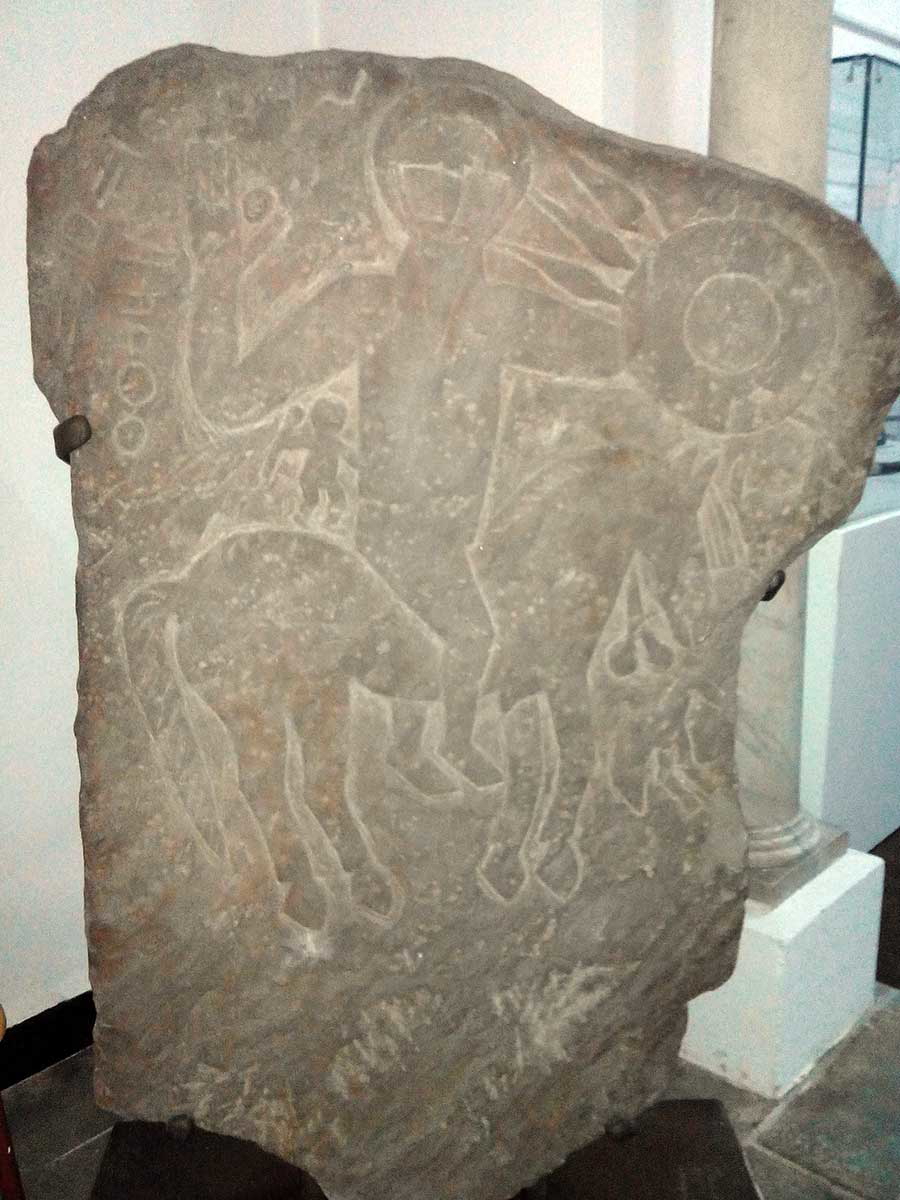 stele of libou numidian warrior algiers muse╠üe national des antiquite╠üs
