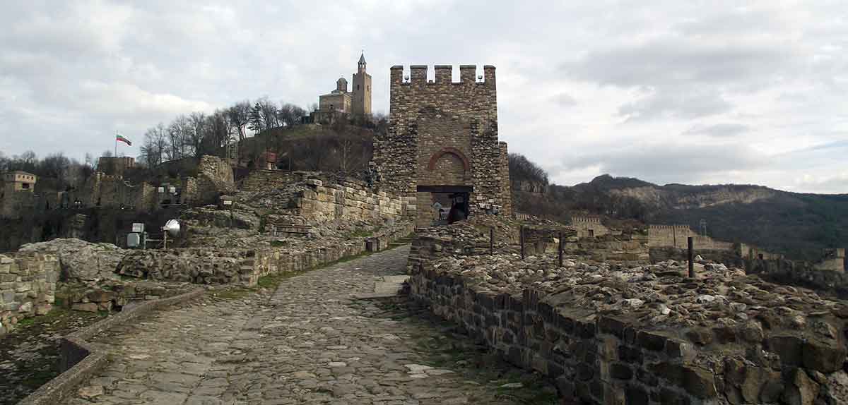 tsarevets fortress veliko tarnovo