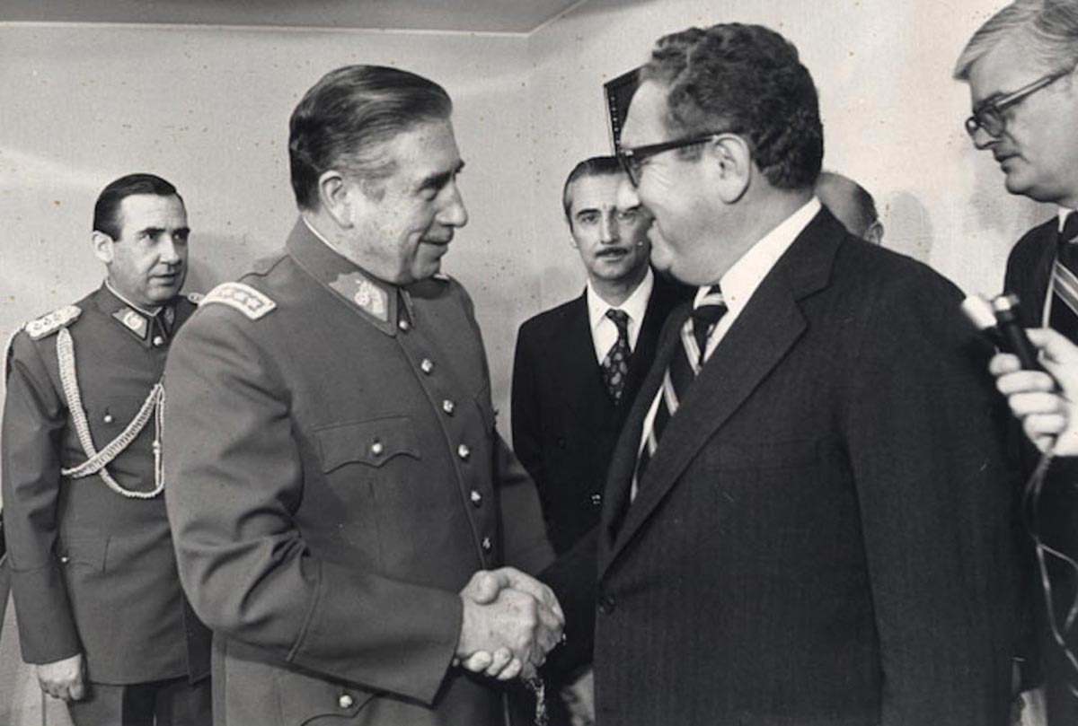 Meeting Kissinger Pinochet