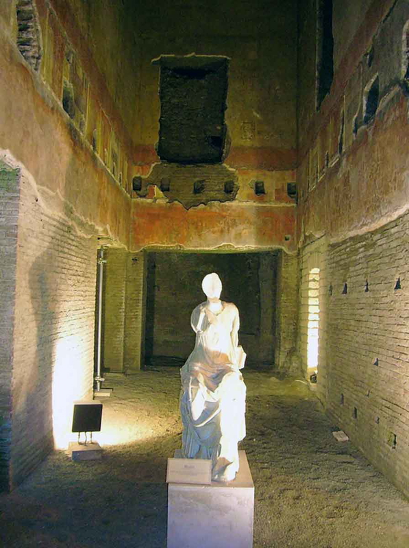 Statue Domus Aurea