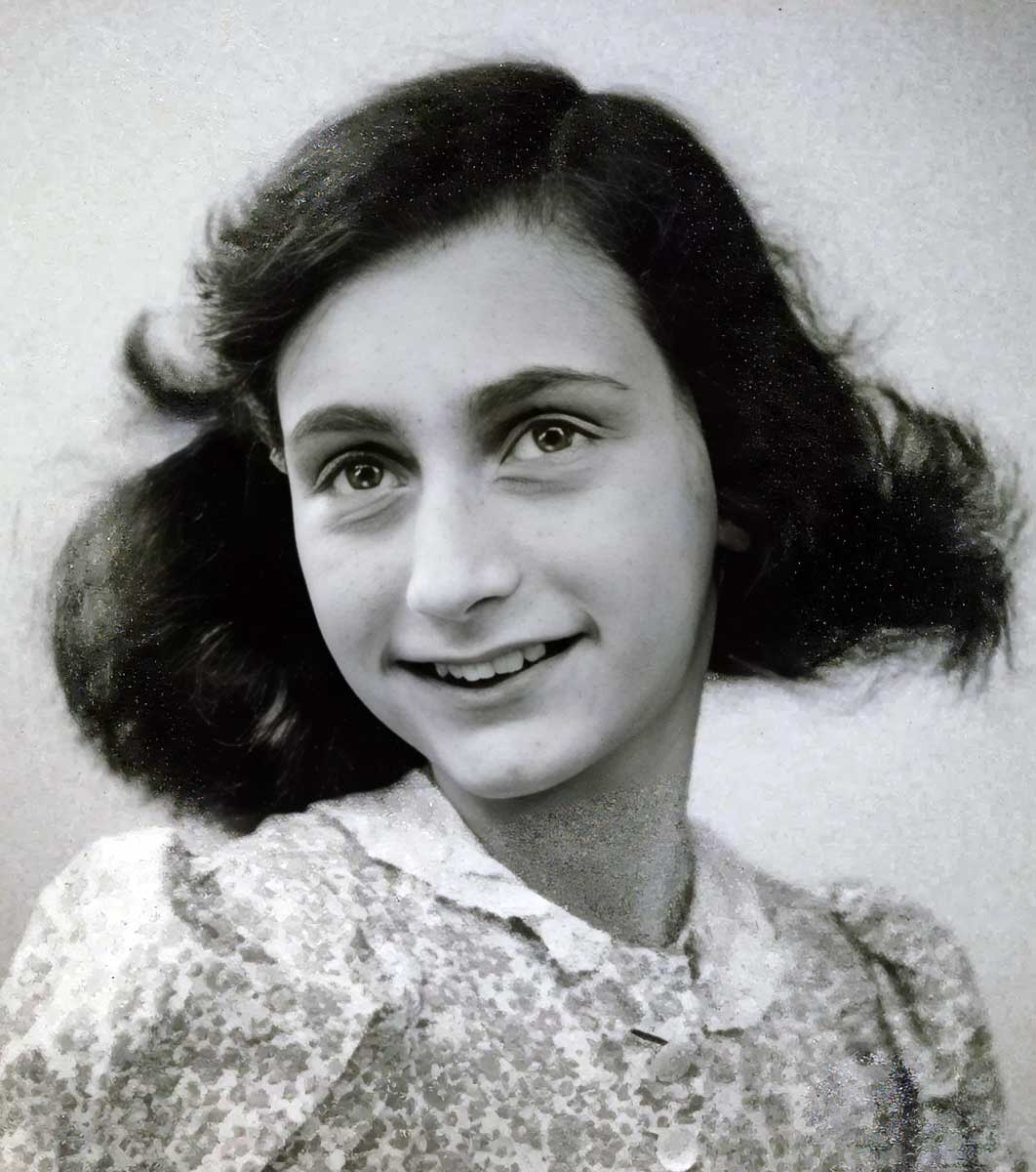 anne frank passport photo