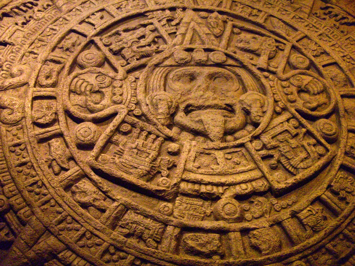 aztec stone sun calendar