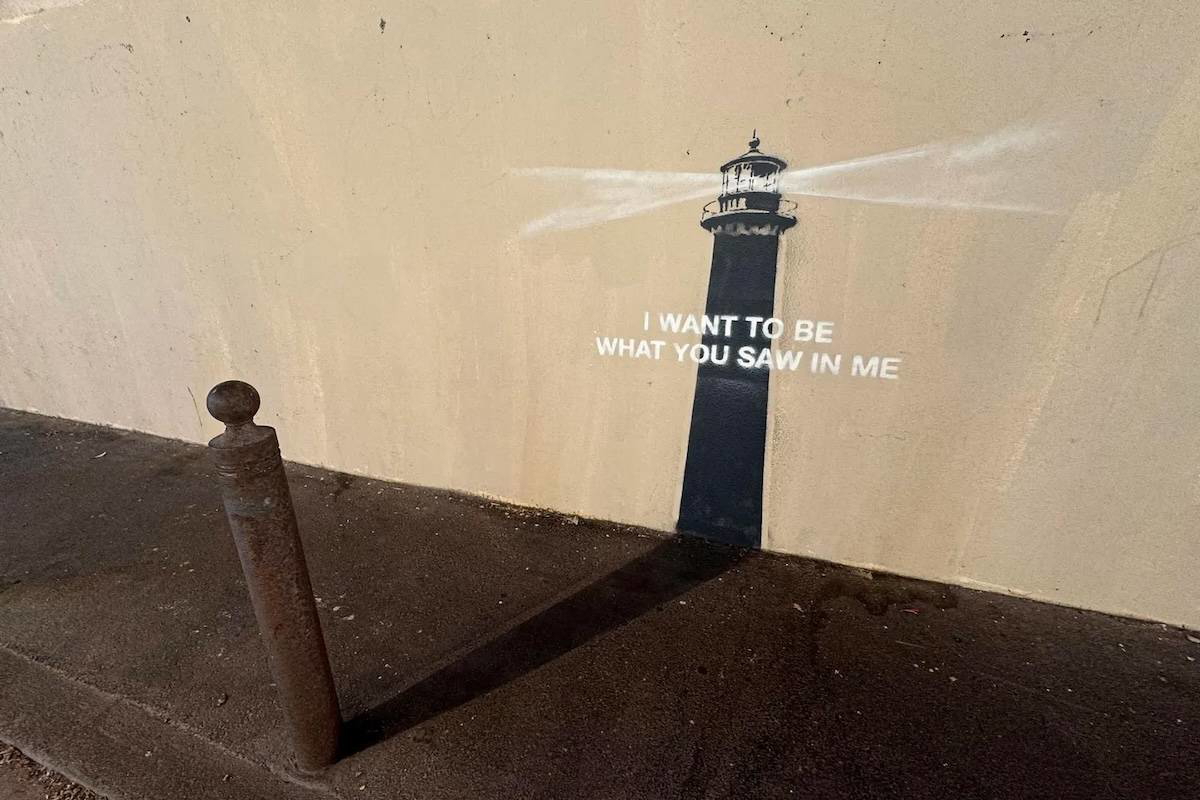 banksy-lighthouse-mural-marseille-france