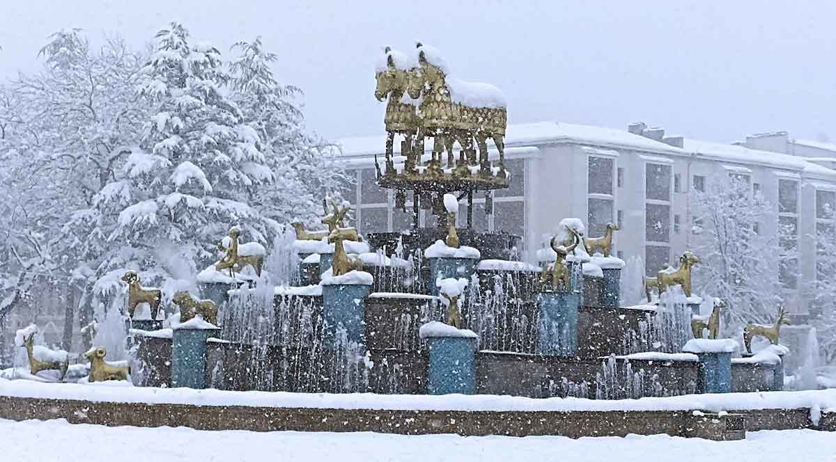 colchis fountain kutaisi