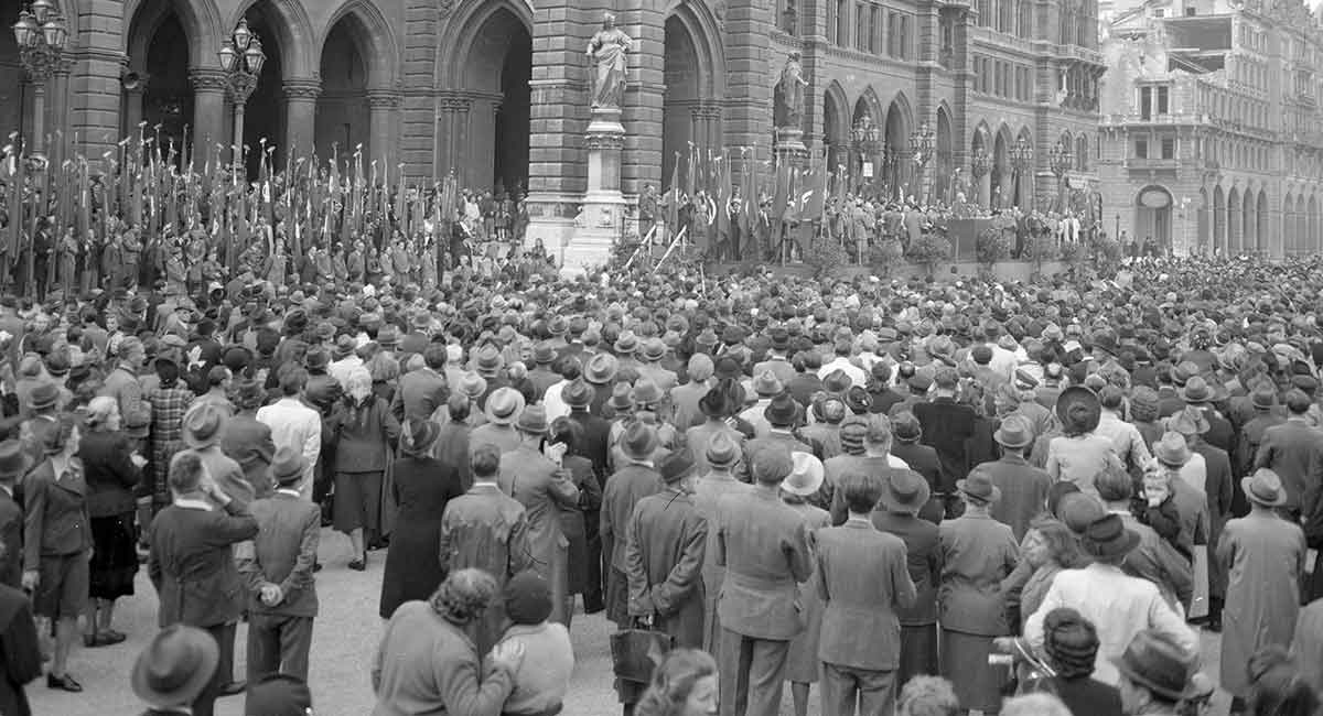 crowds vienna 1948