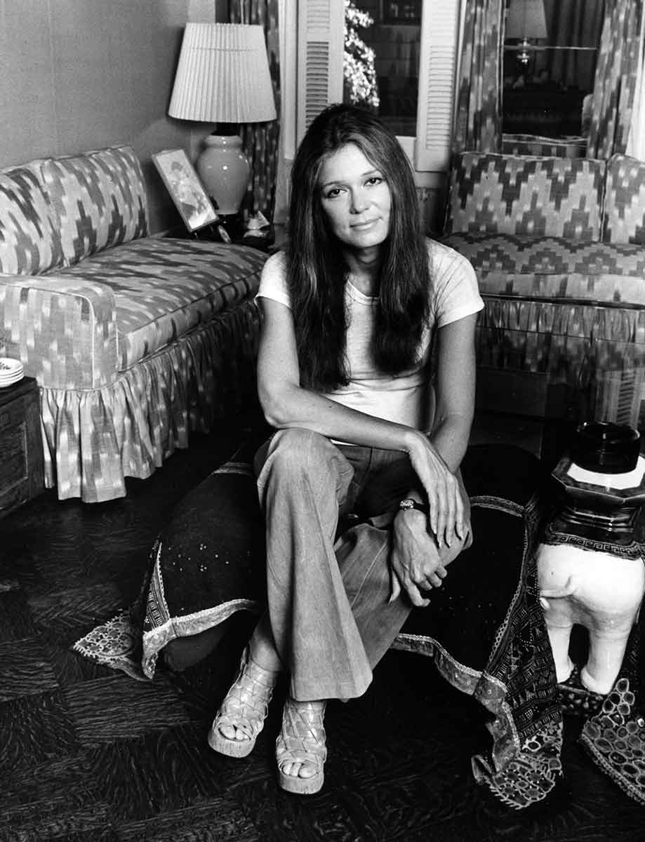 gloria steinem 1977