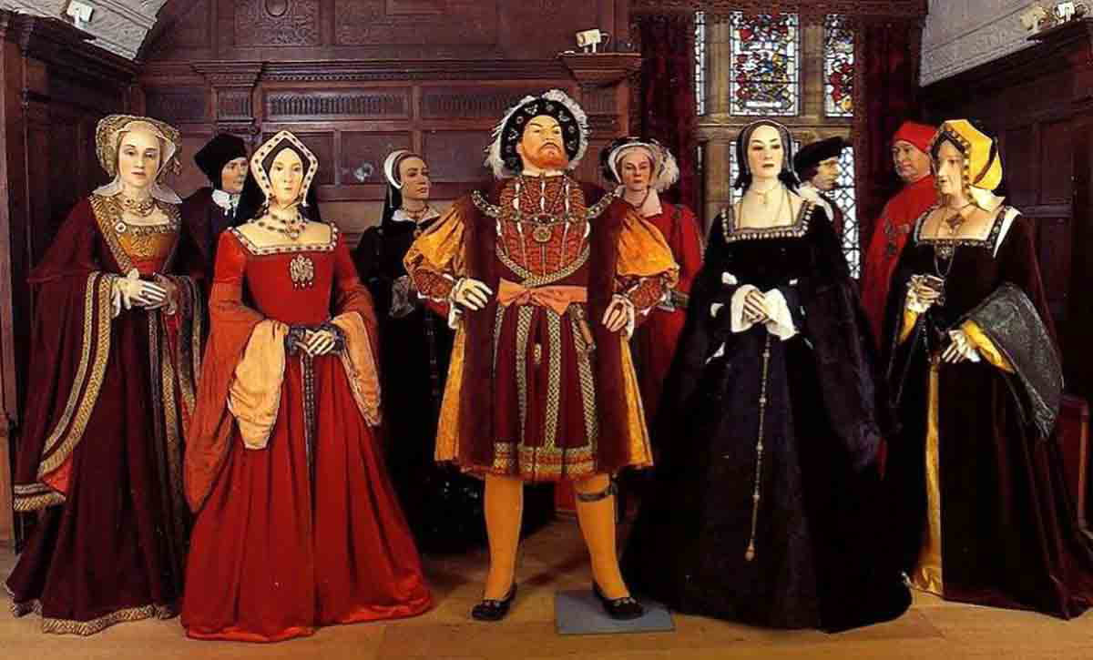 henry and wives waxworks