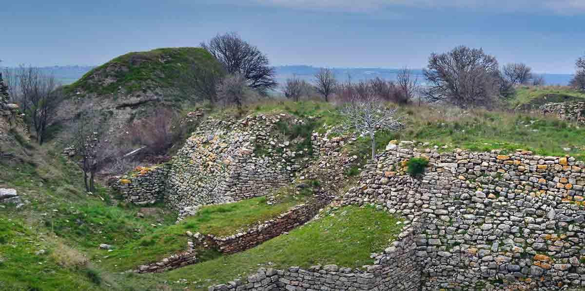 hisarlik ruins troy cc by 2.0 alison day