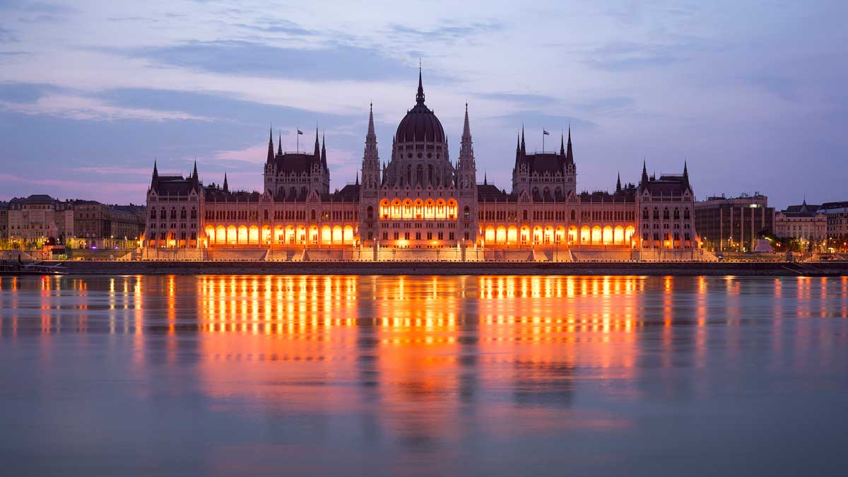hungarian parliament budapest
