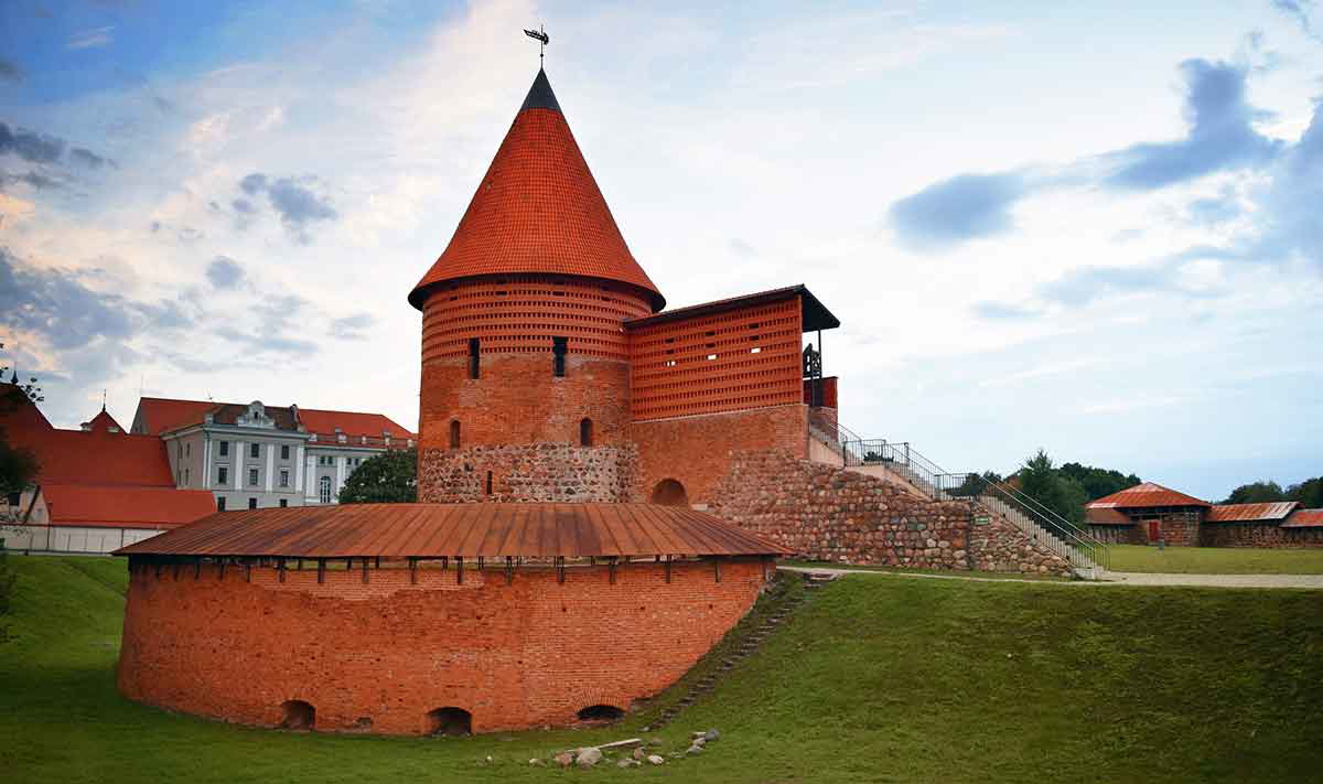 kaunas castle pixabay