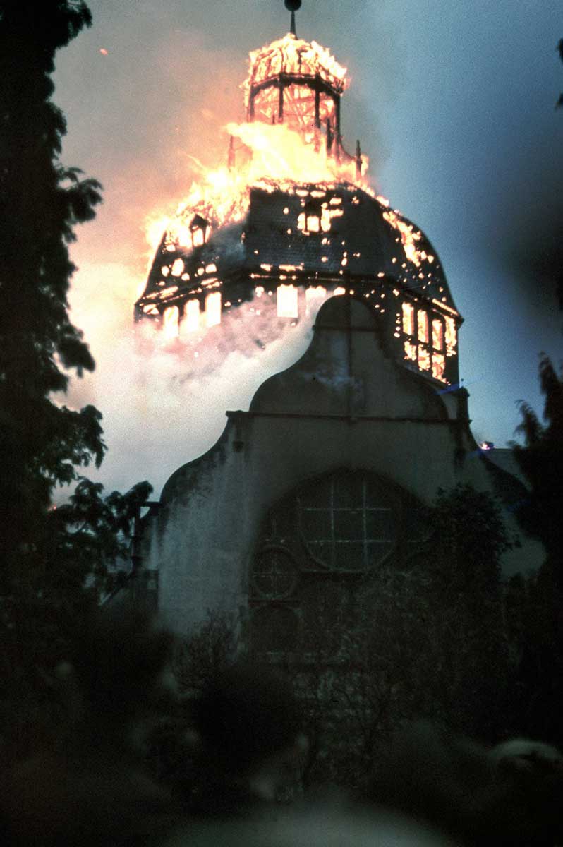 kristallnacht burning synagogue photo