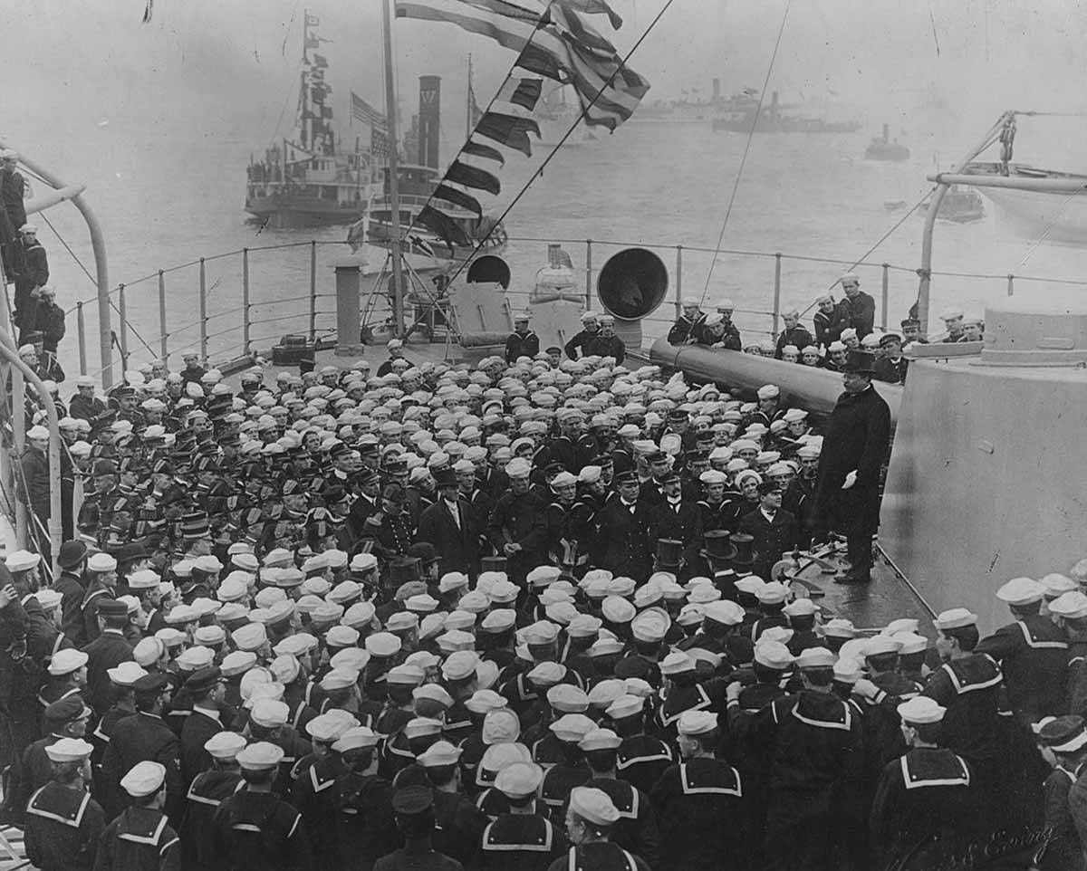 roosevelt speaks fleet return