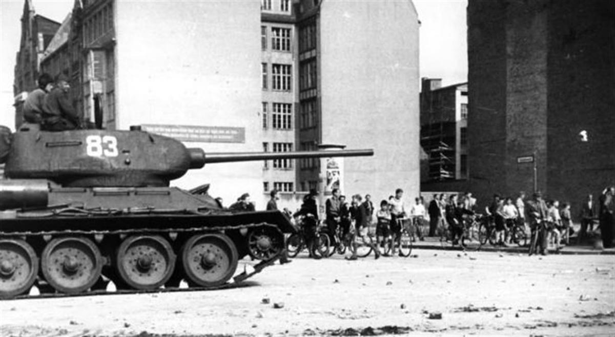 soviet tank east german uprising