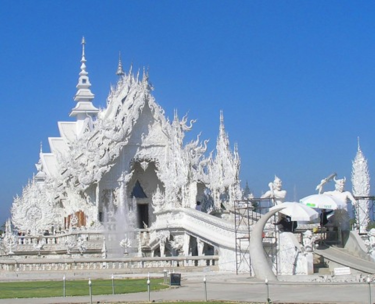 white temple thailand