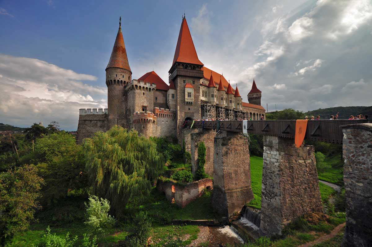 corvin castle romania