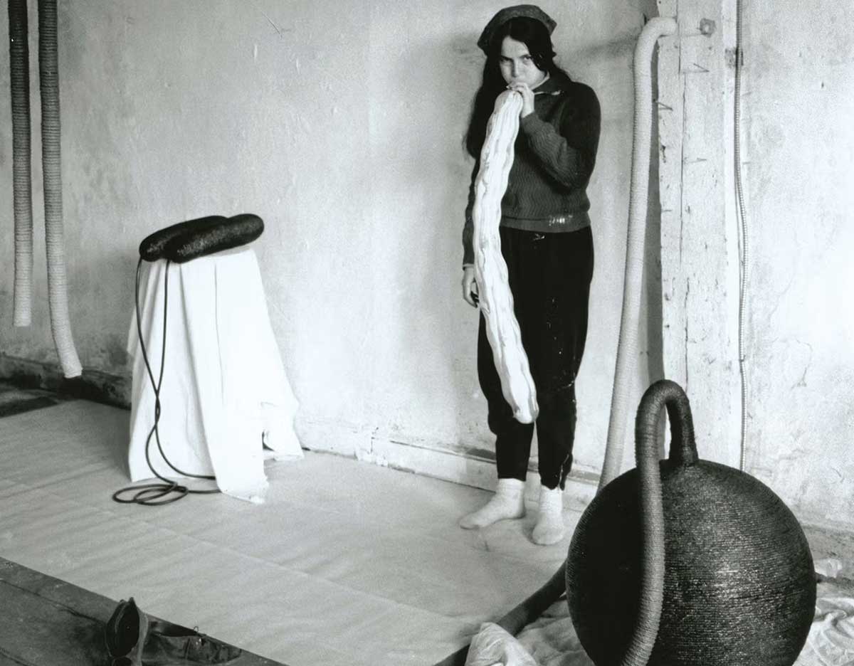 eva hesse studio