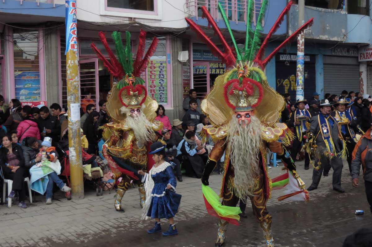 fiesta virgen candelaria puno peru