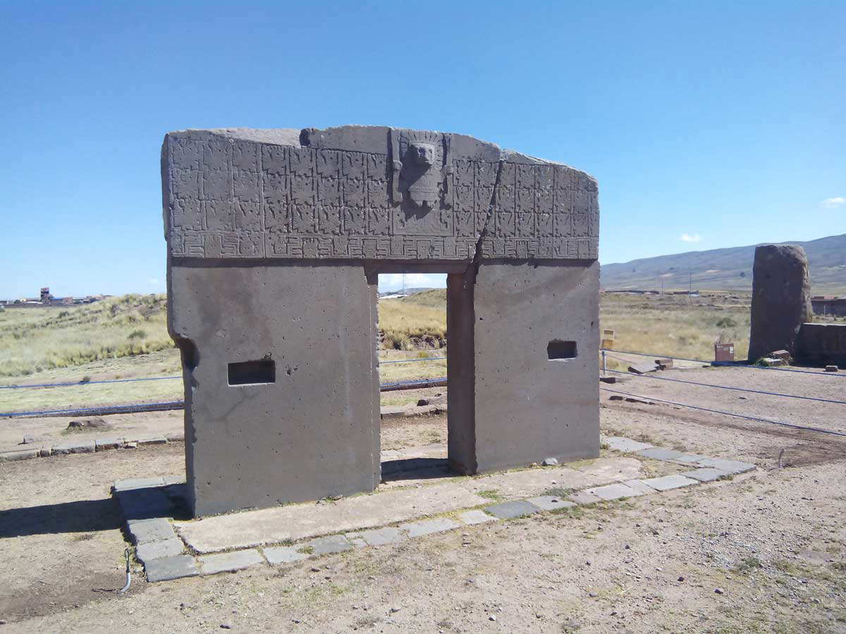 gateway sun tiwanaku bolivia south america