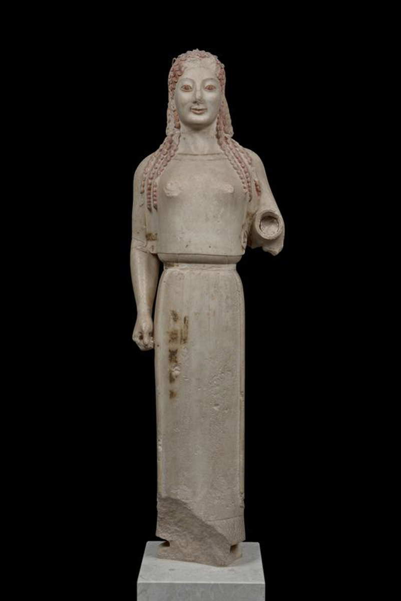 kore statue acropolis