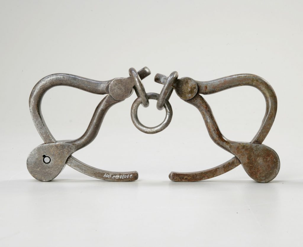 louis riel handcuffs