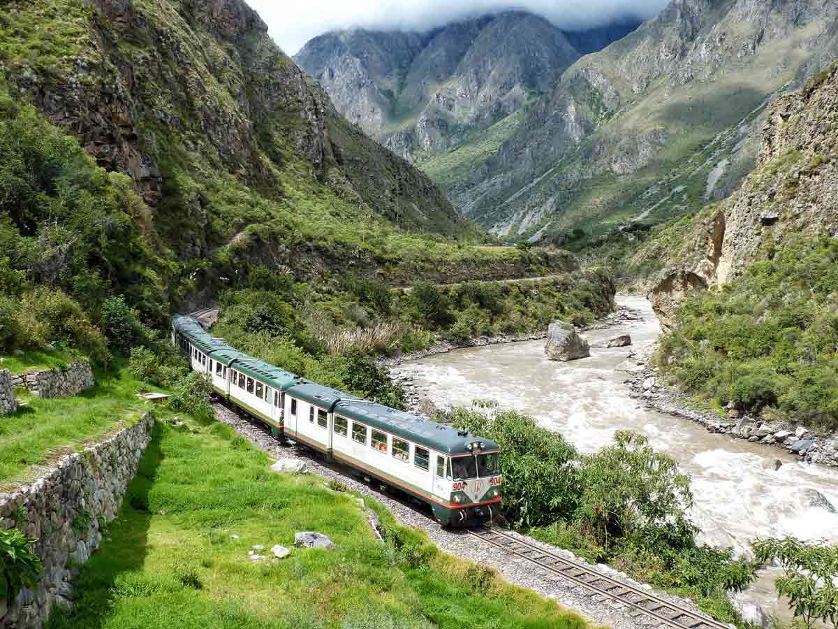 machu picchu peru train
