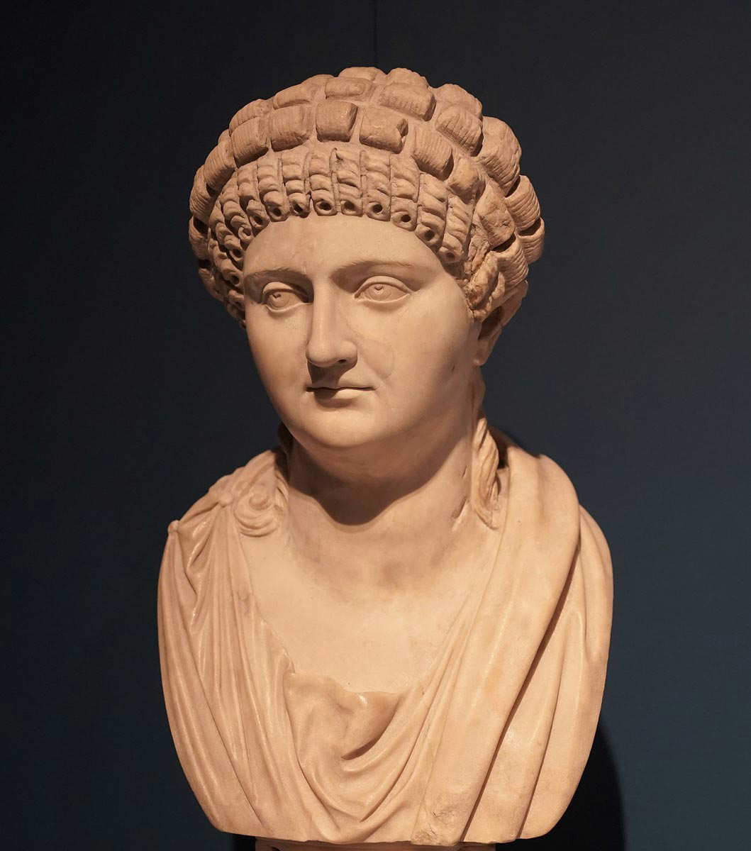messalina bust