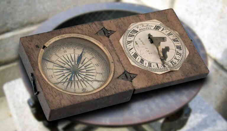 old vintage clock