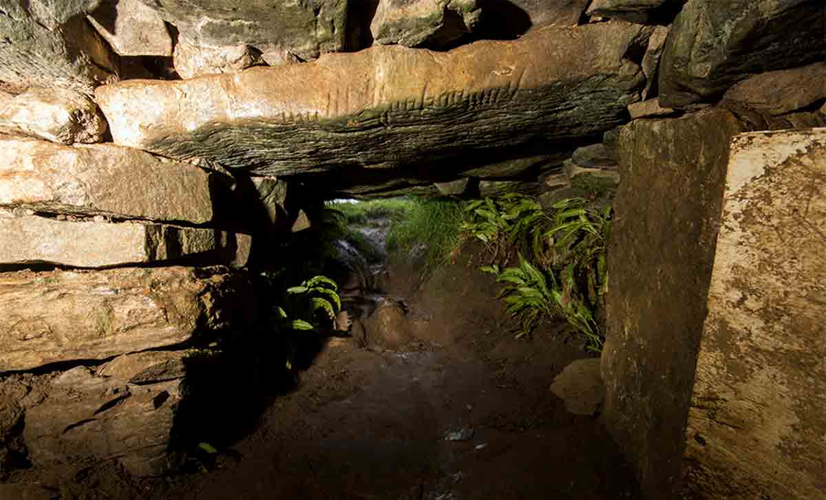 oweynagat ogham stone