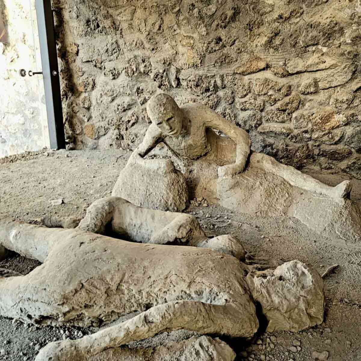 pompeii bodies fiorelli casts