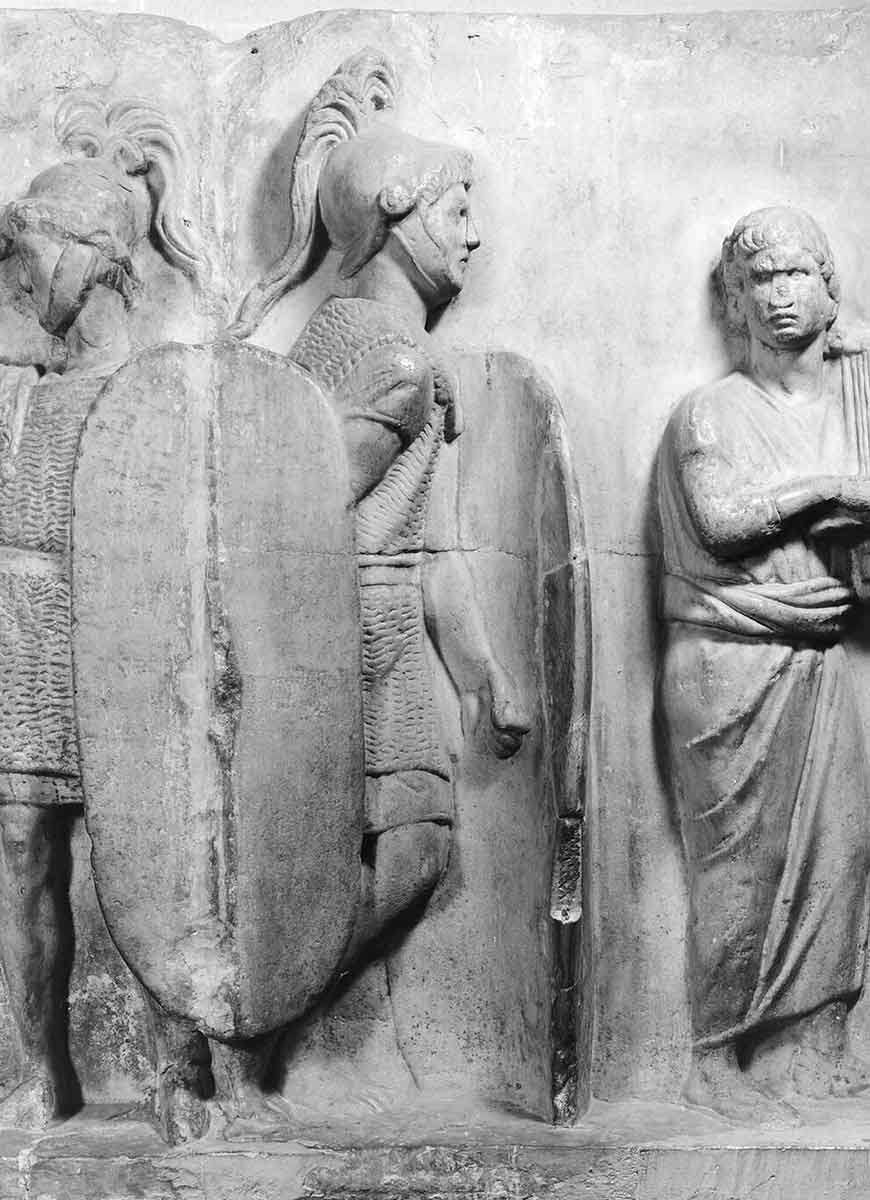 roman soldier louvre 2nd century