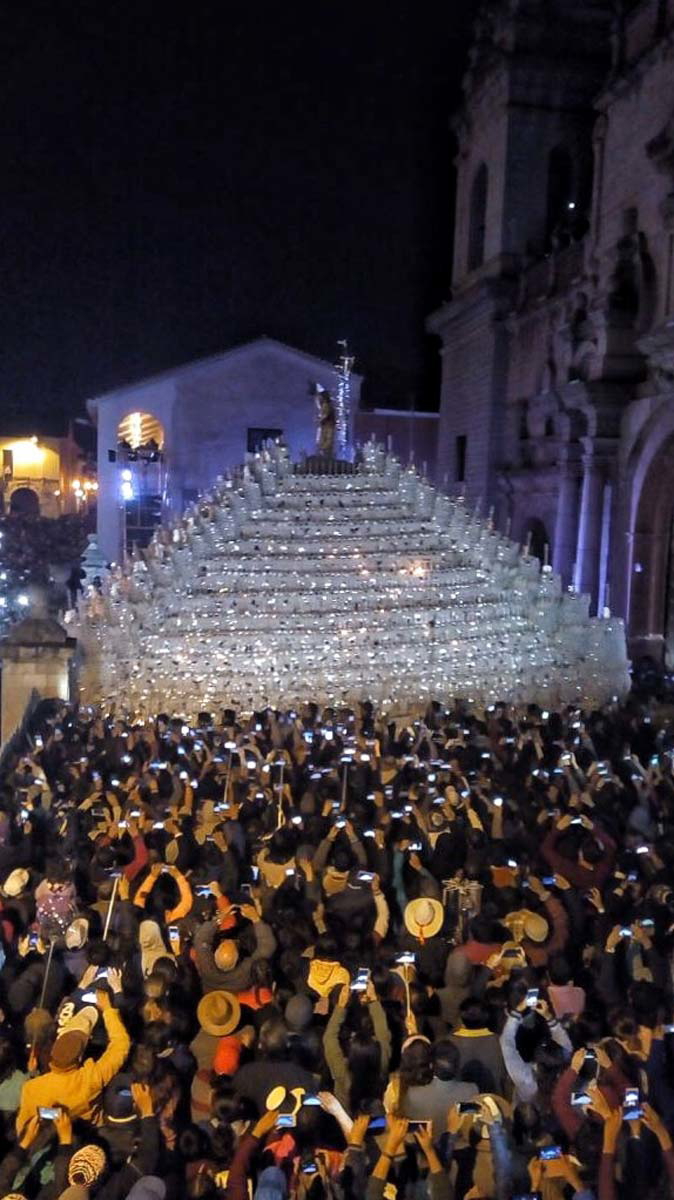 santa semana in aycucho