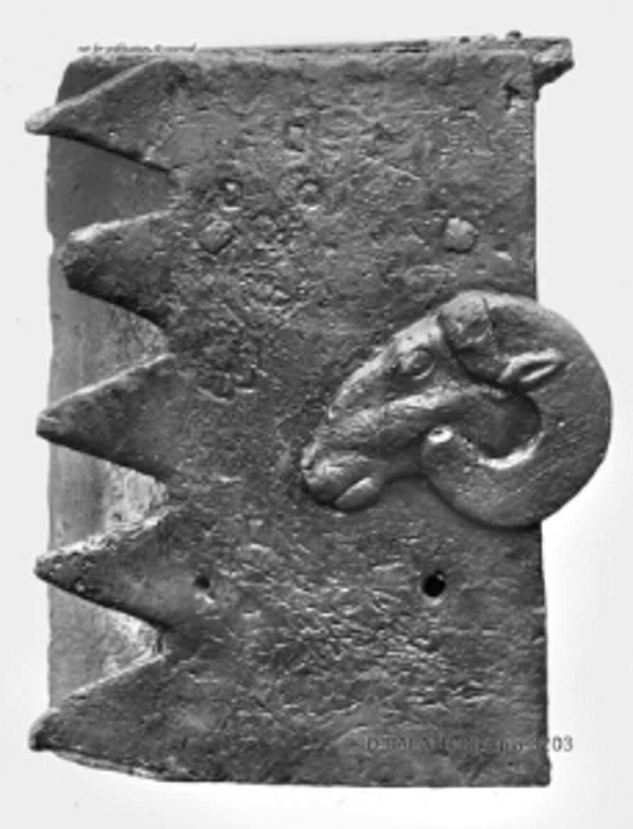 siege ram greek bronze
