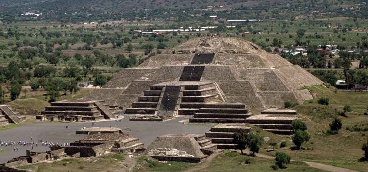 teotihuacan pyramid moon plaza